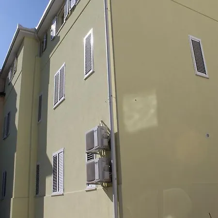 Adriana Διαμέρισμα *