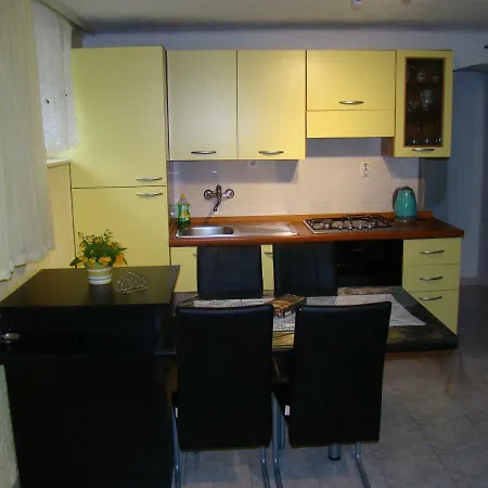 Adriana * Σπλιτ